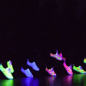 Make it, move it, shake it - Microworld dance party (SEND)