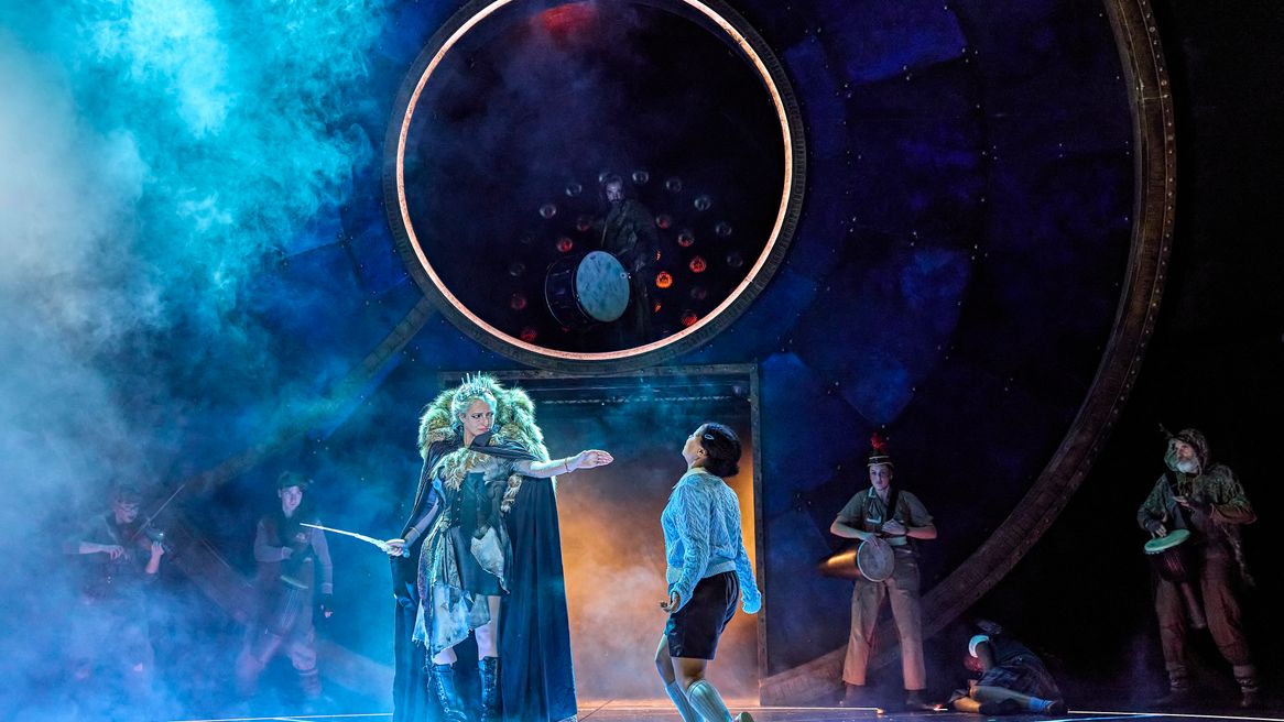 A witch in a fur coat and an icy crown puts a young girl under a spell